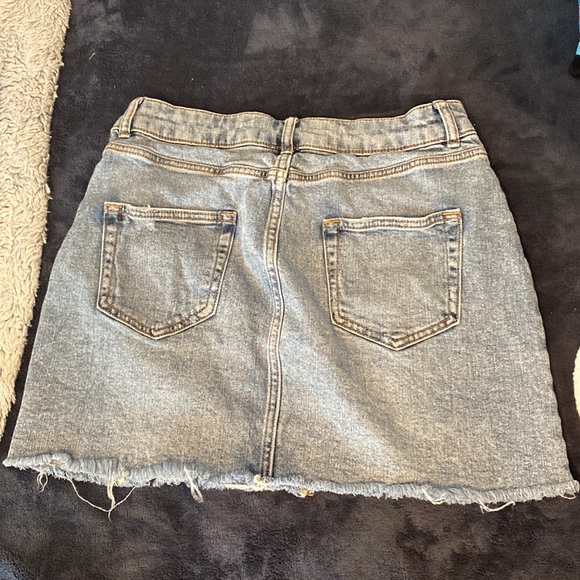 Jean skirt, from wild fable, size 6 - Picture 2 of 3